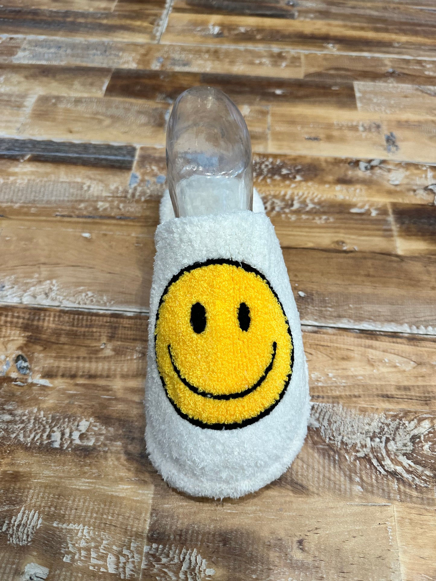 ComfyLuxe Smiley Slippers- Ivory