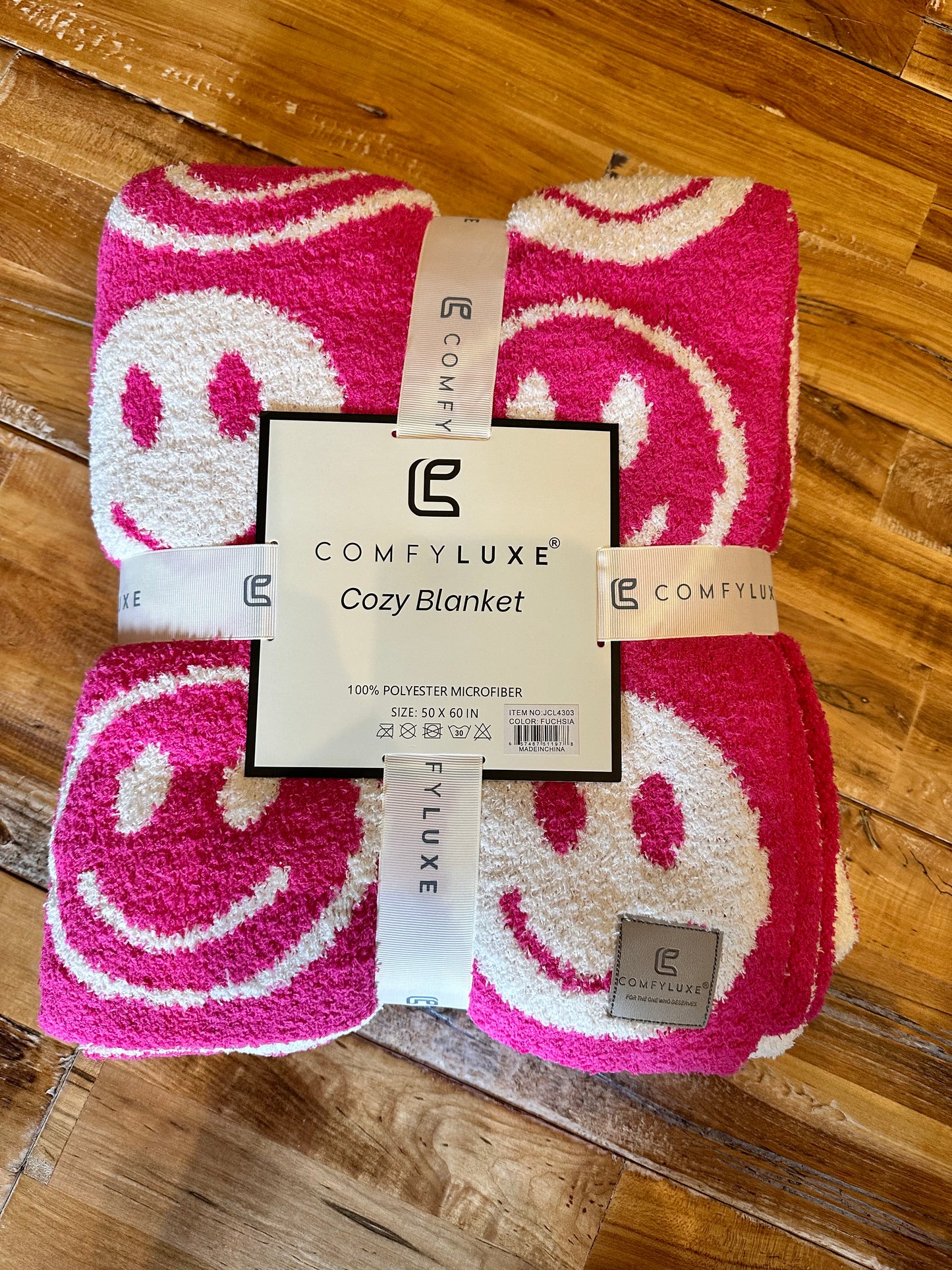 ComfyLuxe Throw Blanket- Hot Pink Smiley