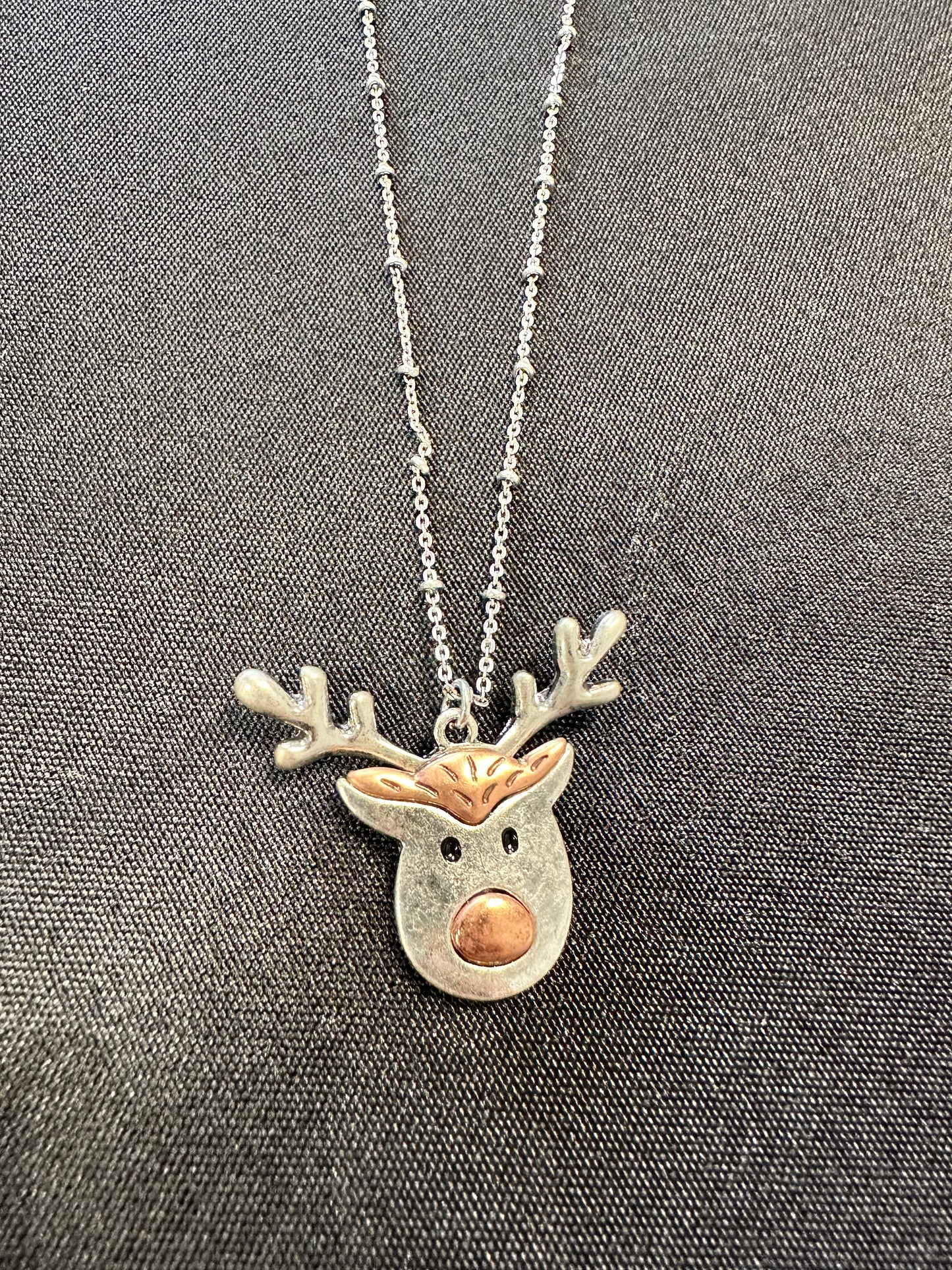 Reindeer Necklace Set